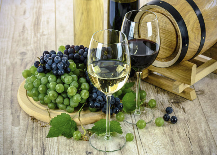 Rượu vang được tạo nên từ bao nhiêu quả nho